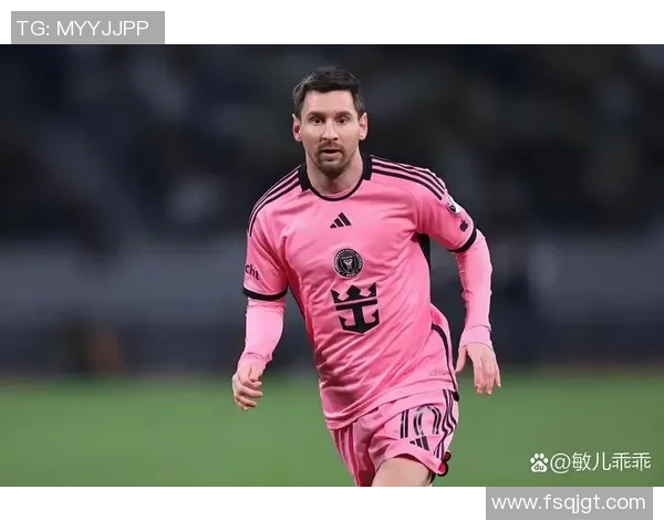 《足球场上的王者之路:从默默无闻到全球瞩目的传奇球星》
